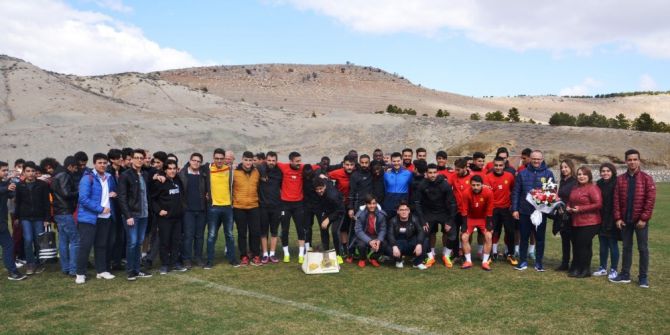 Öğrencilerden Evkur Yeni Malatyaspor’a Ziyaret