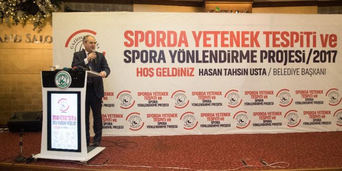 Bakan Kılıç’tan Gaziosmanpaşalılara Gençlik Merkezi Müjdesi