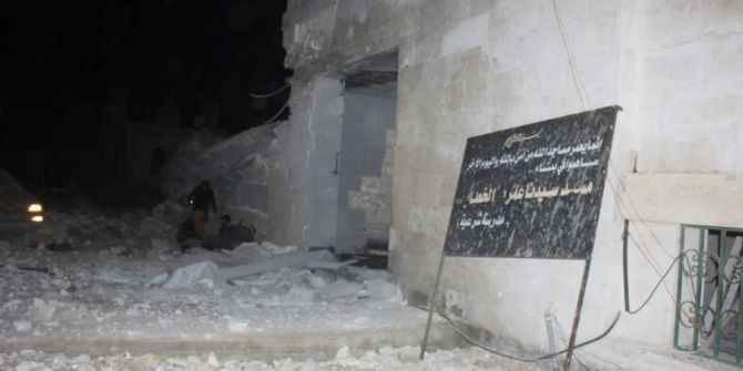 Suriye’de Camiye Hava Saldırısı: 63 Ölü