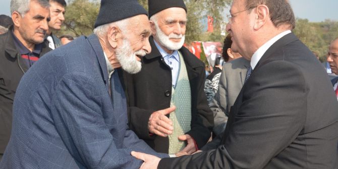 Başkan Özakcan’ın ’Yaşlılara Saygı Haftası’ Mesajı