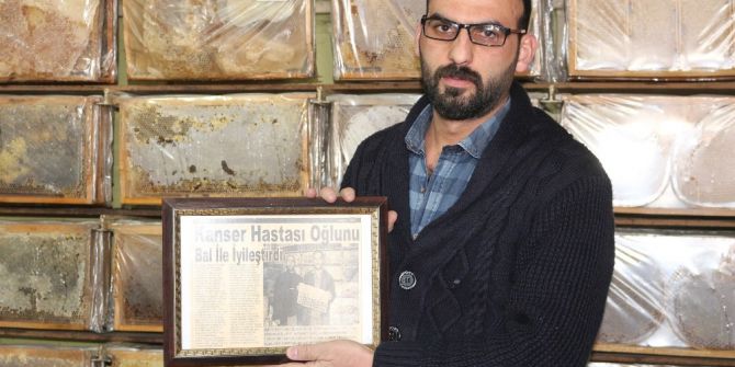 Arıcılık Bölümünün Tek Mezunu Olarak Bal Üretiyor