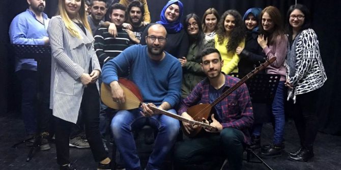 Piyano Çalarken Korkan Adam Videosunun Yerli Versiyonu