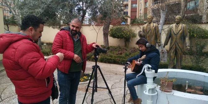 Koca Seyit’in Torunları Çanakkale Türküsü’nü Seslendirdiler