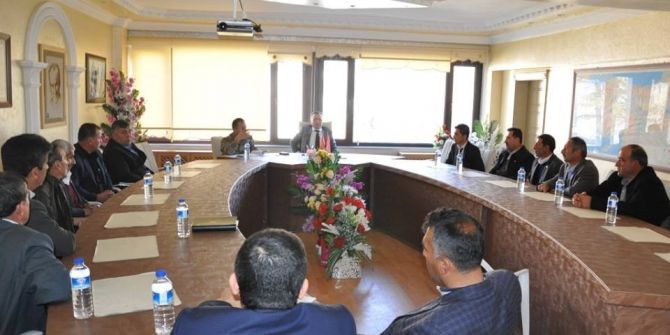 Gölbaşı’nda Köy Muhtarlarıyla Toplantı Yapıldı