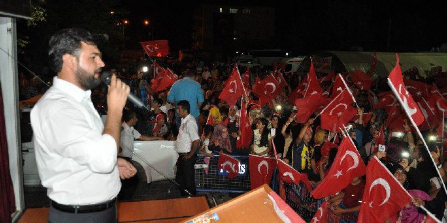 Muş’ta Demokrasi Nöbeti