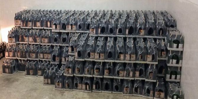 Sivas’ta 2 Bin 877 Şişe Sahte İçki Ele Geçirildi