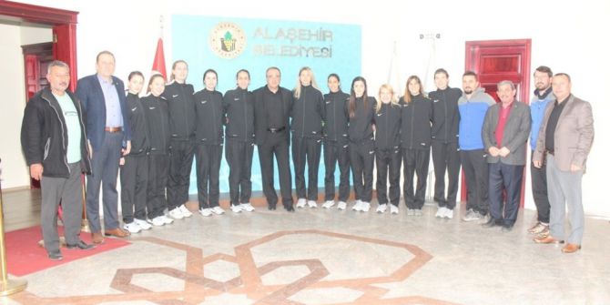 Sarı Meleklerin Gözü Sultanlar Liginde