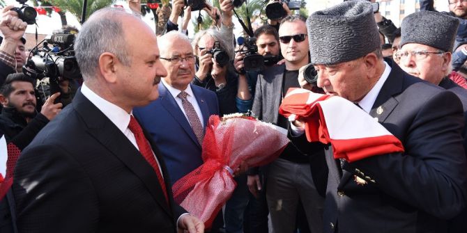 Atatürk’ün Mersin’e Gelişinin 94. Yıl Dönümü Coşkuyla Kutlandı