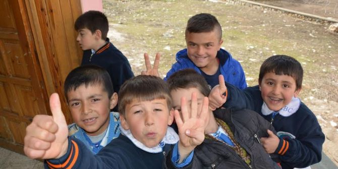 İzmir’den 1100 Kilometrelik Gönül Köprüsü