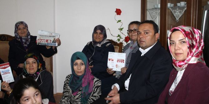 Aksaray’da Ak Parti Heyeti Ev Hanımlarıyla Buluştu