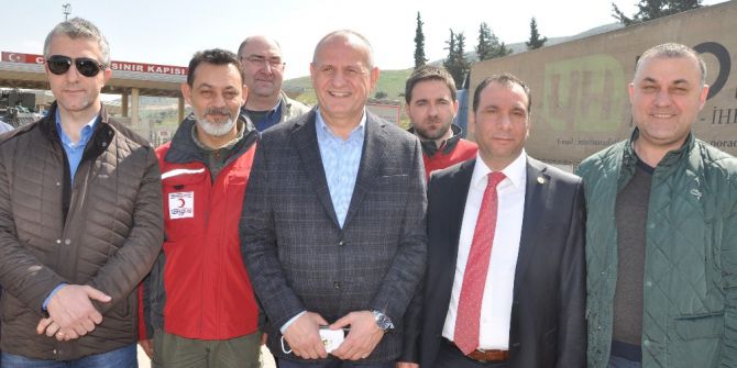 Düzce Belediyesinden Suriyelilere Yardım