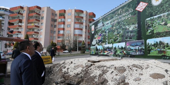Çocuk Ve Gençlik Oyun Dünyası Parkının Yapımı Sürüyor