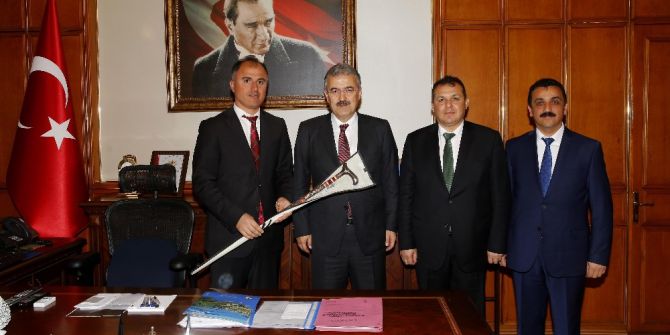 Gmis’ten Ege Çıkartması