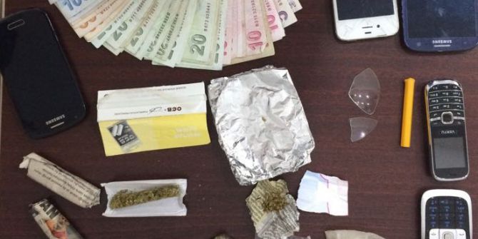 Uyuşturucuları İç Çamaşırına Gizlemiş