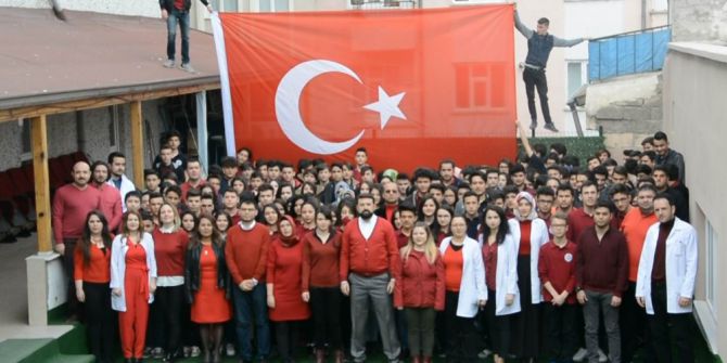 7’den 77’ye İstiklal Marşı’nı Okudular