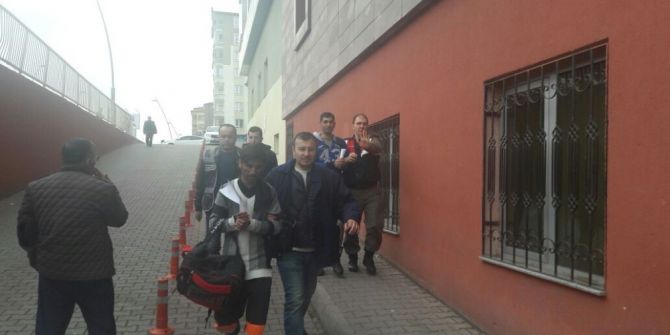 Türkiye’ye Kaçak Yollardan Giren 3 Suriyeli Yakalandı