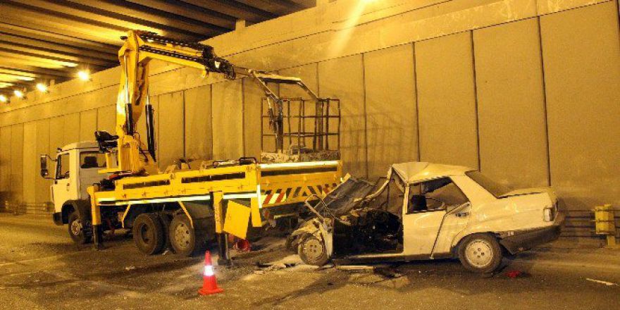 Otomobil Vince Çarptı: 1 Ölü, 3 Yaralı