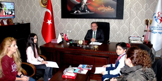 Eksi 40 Derece Soğuk Havada Türkiye Şampiyonu Oldular