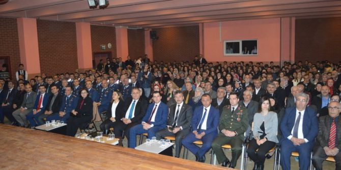 102 Yıl Öncesini Yaşattılar