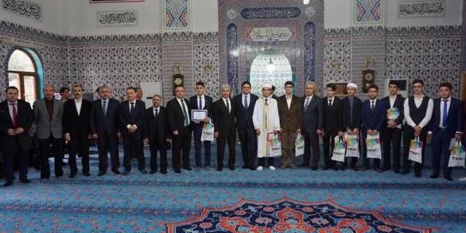Aliağa’da Hutbe Okuma Yarışması