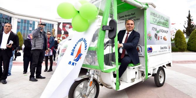 Evdeki Çöpler, Kadınlara Mutfak Harcaması, Çocuklara Da Burs Oluyor