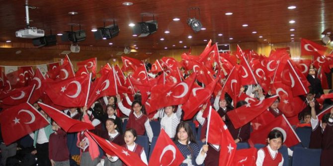 "Düşmanları Kovalım"a Yoğun İlgi