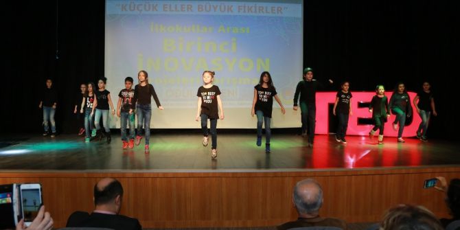 Projesi Dereceye Giren Öğrenciler Ödüllerini Aldı