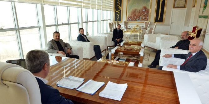 Yeşilyurt Belediyesi’den "Hediyem Kur’an Olsun" Kampanyasına Destek