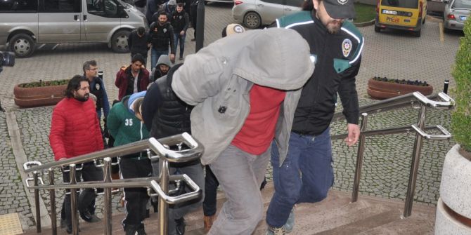 Uyuşturucu Operasyonunda 13 Tutuklama