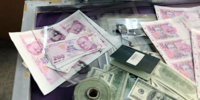 İstanbul Jandarmasından Kalpazanlara Operasyon: 2 Gözaltı