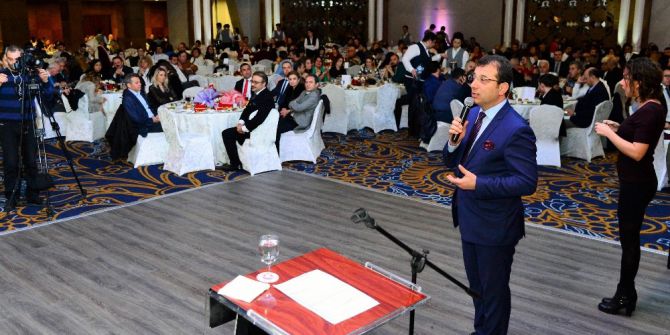 Beylikdüzü Belediyesinden Sağlık Çalışanlarına 14 Mart Tıp Bayramı Yemeği