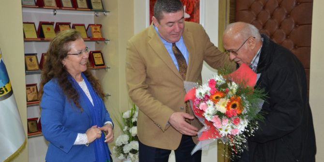 Huzurevi Sakinleri Başkan Tekin’i Ziyaret Ettiler