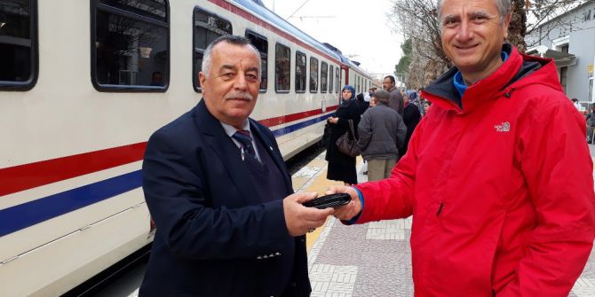 Cüzdanla Gelen Zincirleme İyilik Hareketi