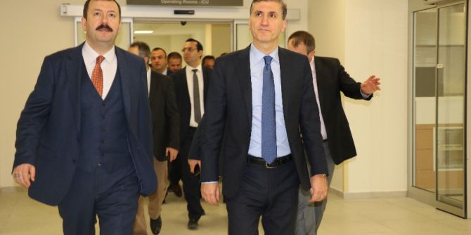 Müsteşar Gümüş, Isparta Şehir Hastanesi’ni İnceledi