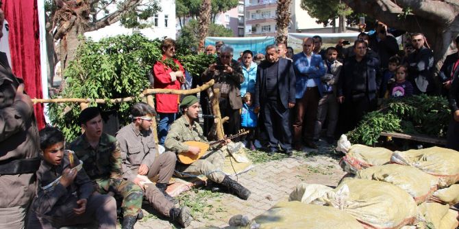 Lise Öğrencileri, 18 Mart Şehitler Gününü Canlandırıldı