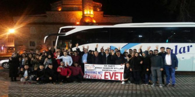 Ak Gençlik Çanakkale Yolunda