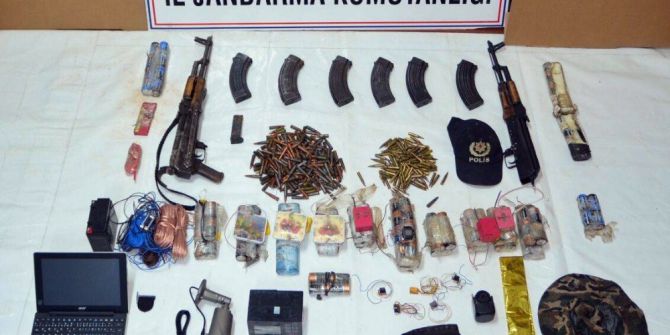 Tunceli’de Bomba Düzenekleri Ve Çok Sayıda Mühimmat Ele Geçirildi