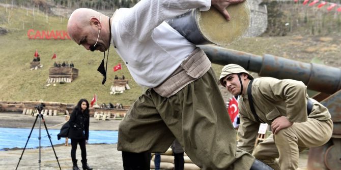 Şanlı Zafere Destansı Anma