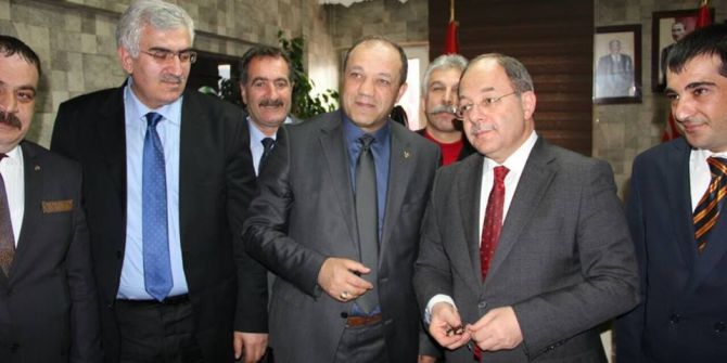 Bakan Akdağ Mhp Erzurum İl Başkanlığını Ziyaret Etti