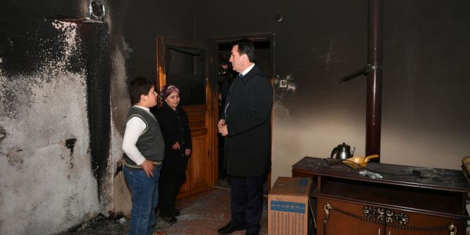 Osmangazi Evi Yanan Aileye Sahip Çıktı