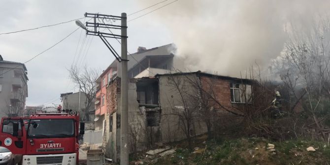 Tekirdağ’da Korkutan Yangın