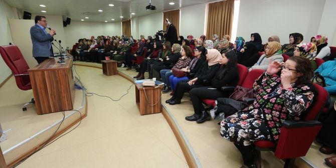 Ko-mek Kursiyerlerine Mutlu Aile Eğitimi