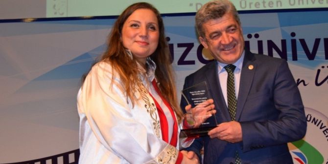 Düzce Üniversitesinden Başkan Yiğit’e Teşekkür Plaketi