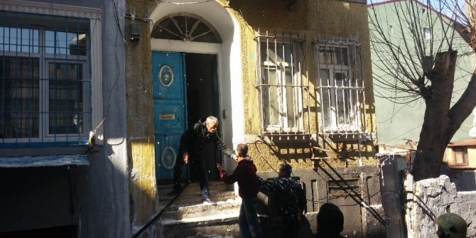 Beyoğlu’nda Korkunç Yangın: 3 Çocuk Öldü