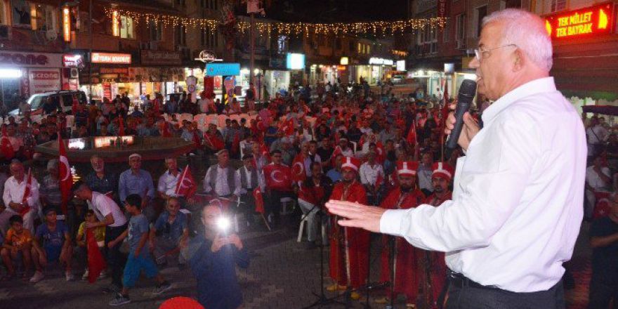 Başkan Görmez: “Demokrasi Kahramanı Kadınlardır”