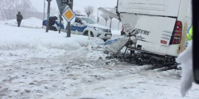Bitlis’te 90 Köy Yolu Ulaşıma Kapandı