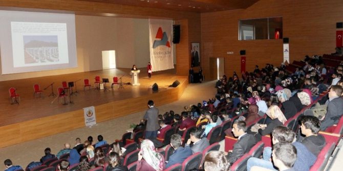 Ağrı’da “Çanakkale Bir Hilal Uğruna” Anma Etkinliği