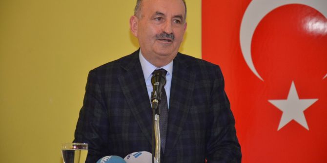 Bakan Müezzinoğlu: "Cumhuriyet Halk Partisi Niye Rahatsız?"