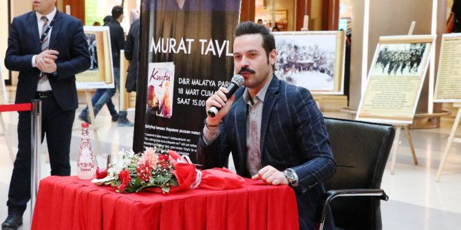 Yazar Murat Tavlı Hayranları İle Buluştu
