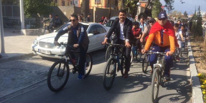 Milas’ta Şehitler Anısına Pedal Çevirdiler